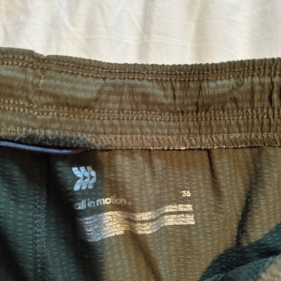 Olive all in motion athletic shorts size medium - Picture 2 of 3